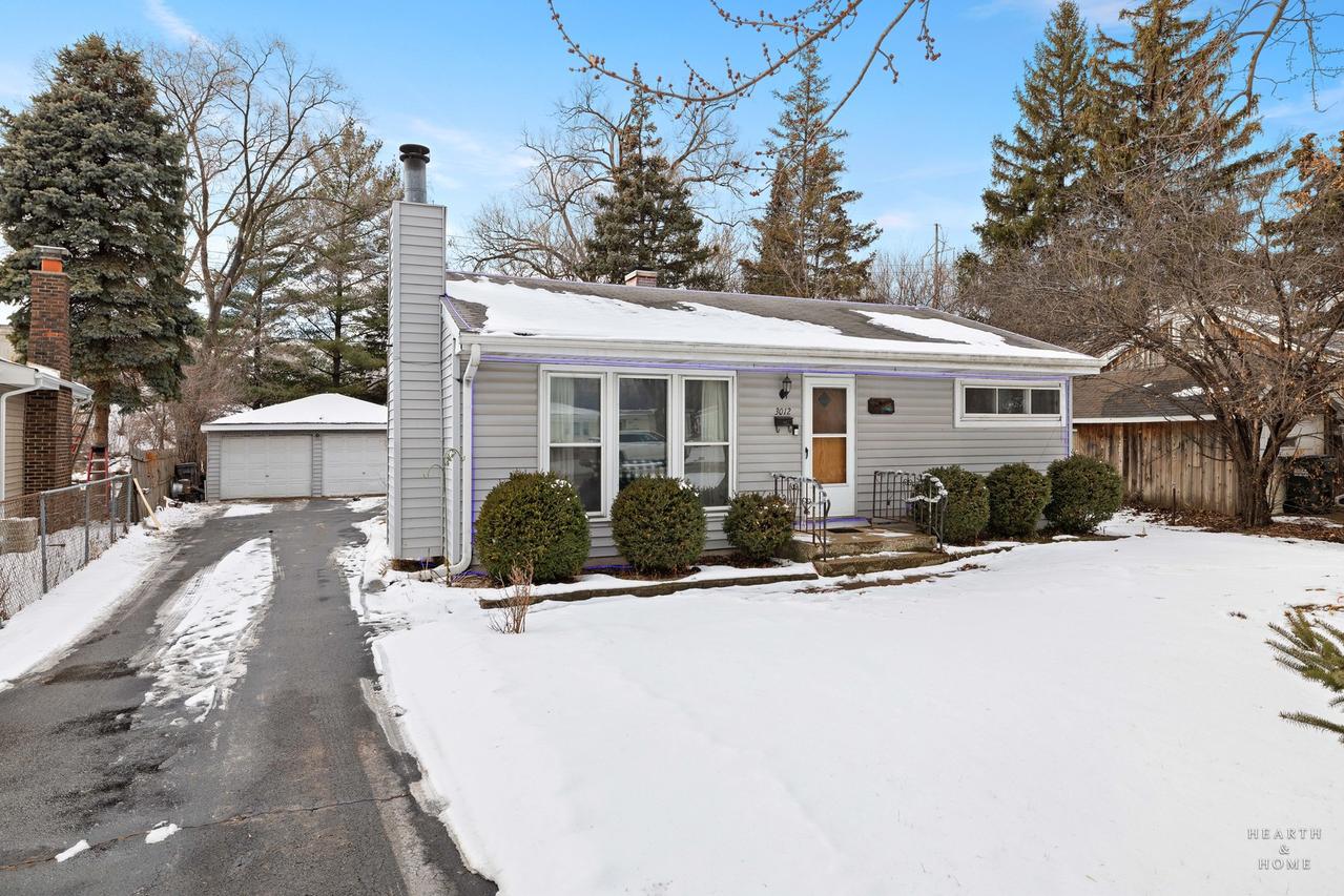 3012 Rhodes Ave., Melrose Park, IL 60164