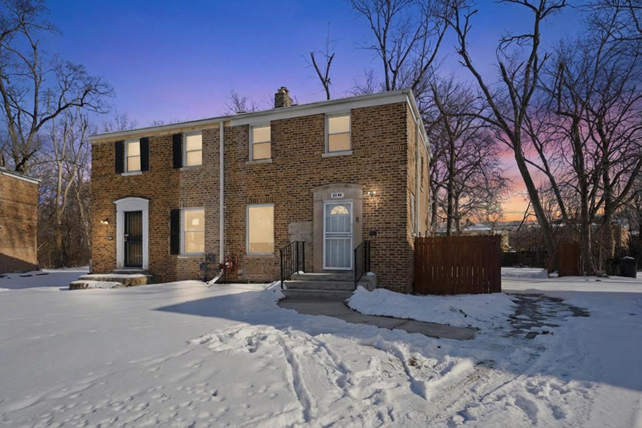 [Address Hidden by Seller], Chicago, IL 60617