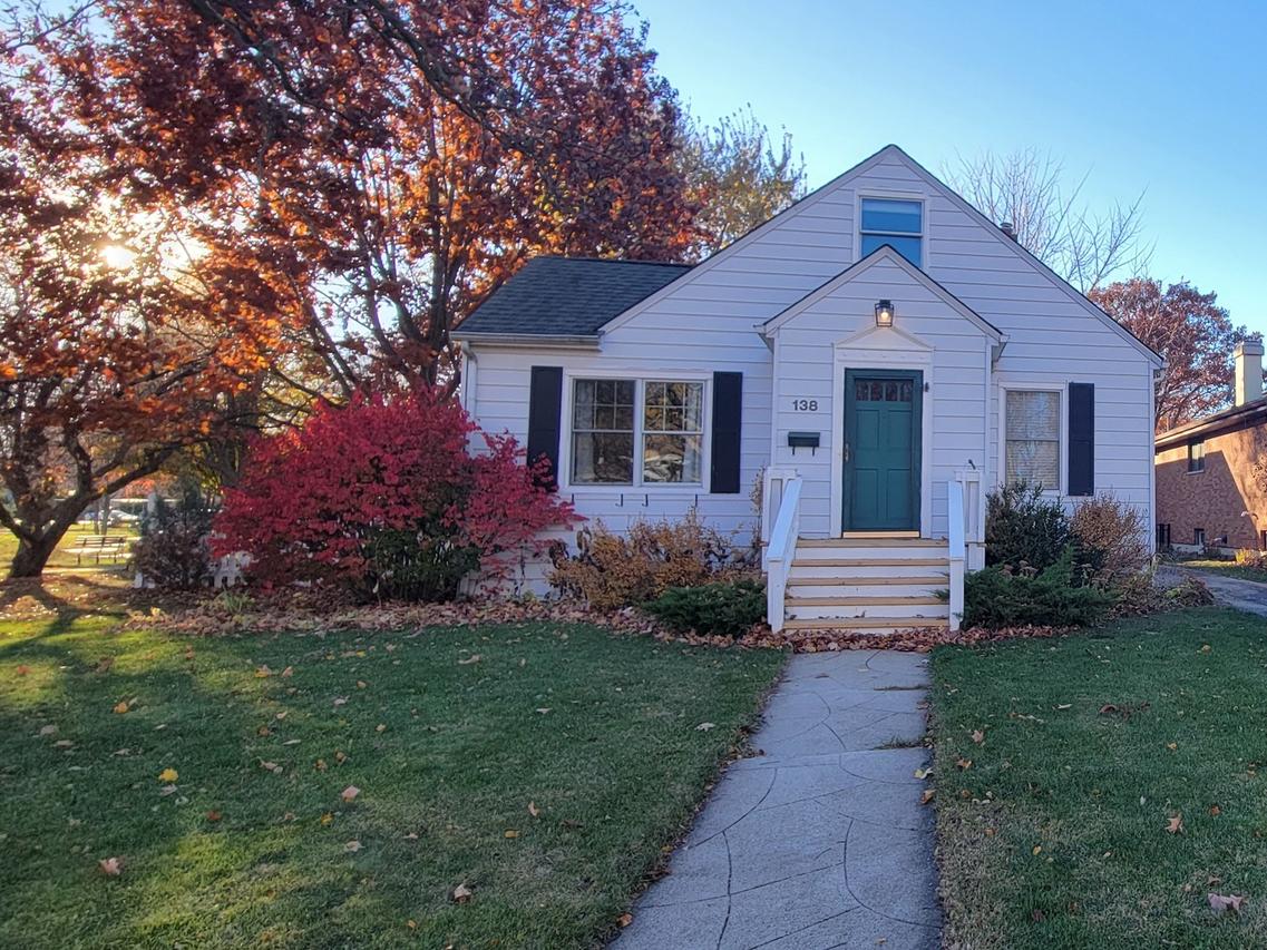 138 N Eastern Ave., Bartlett, IL 60103