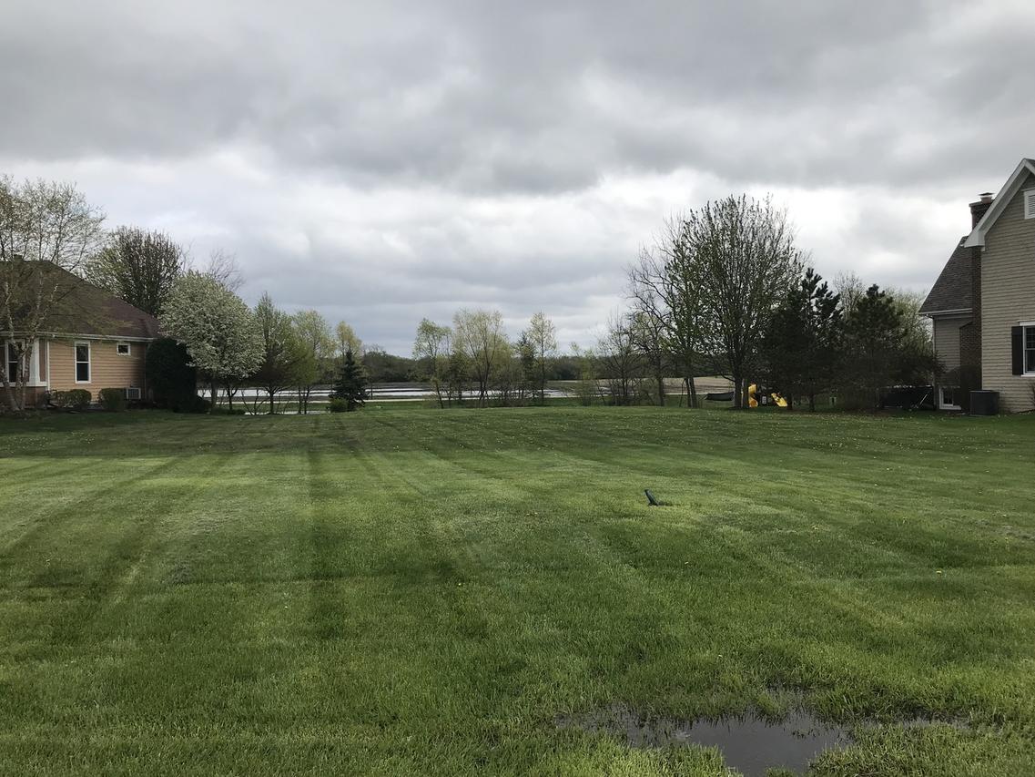 9640 Stonecastle Ln., Lakewood, IL 60014