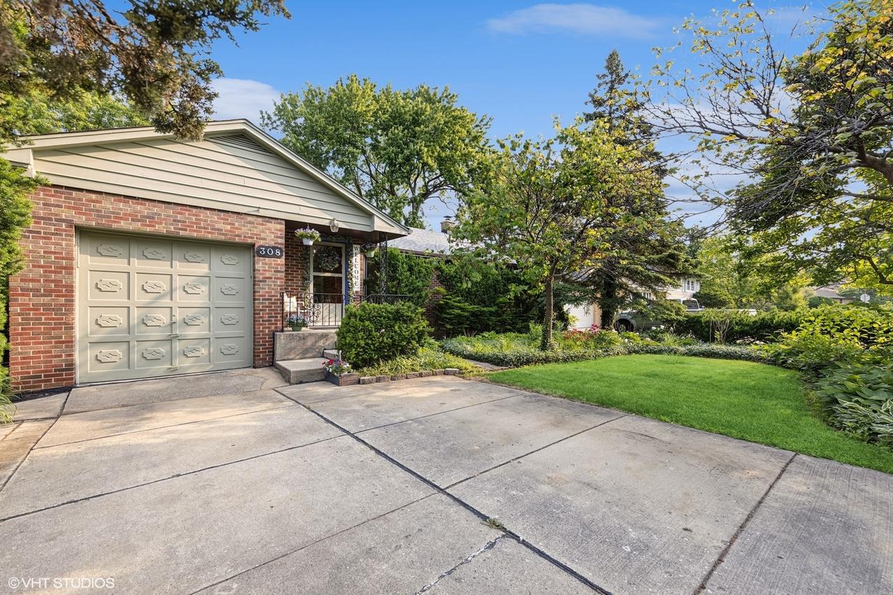 308 Sheldon Ave., Downers Grove, IL 60515
