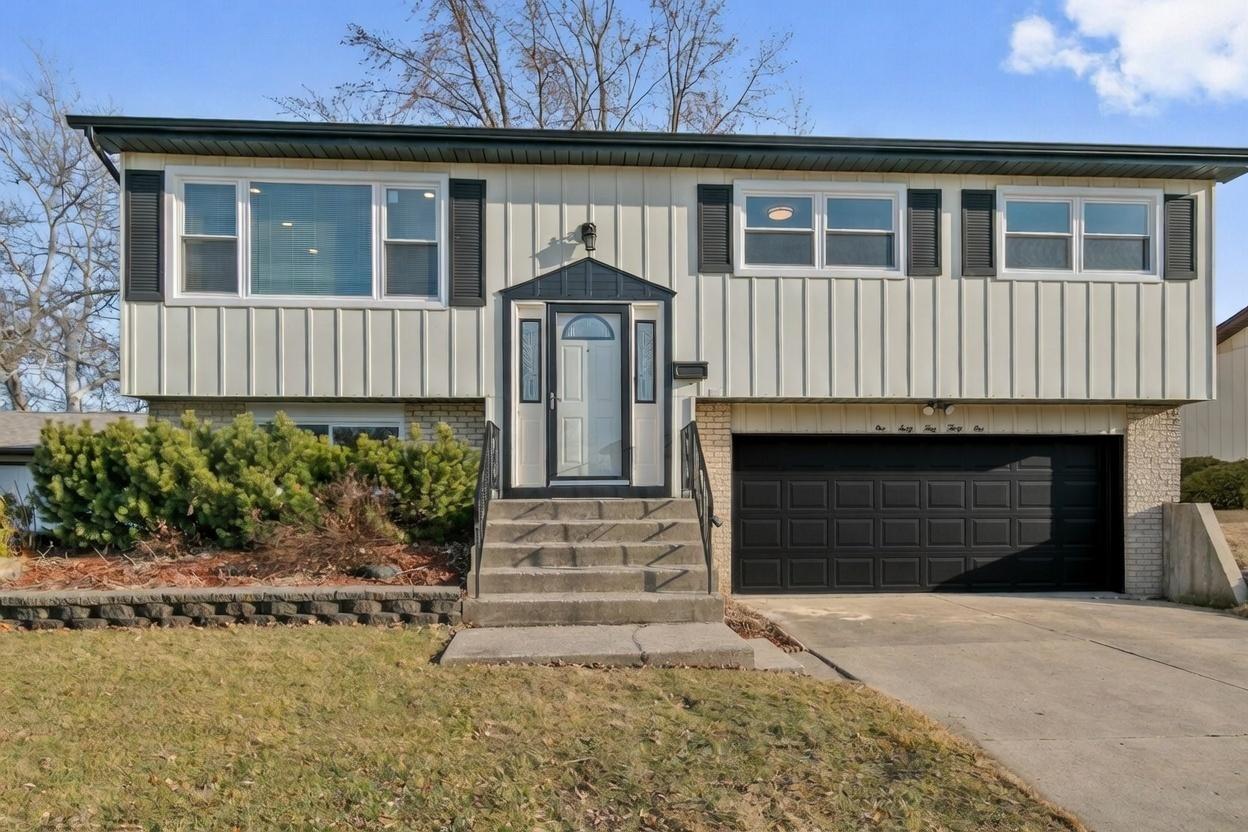 16531 76th Ave., Tinley Park, IL 60477