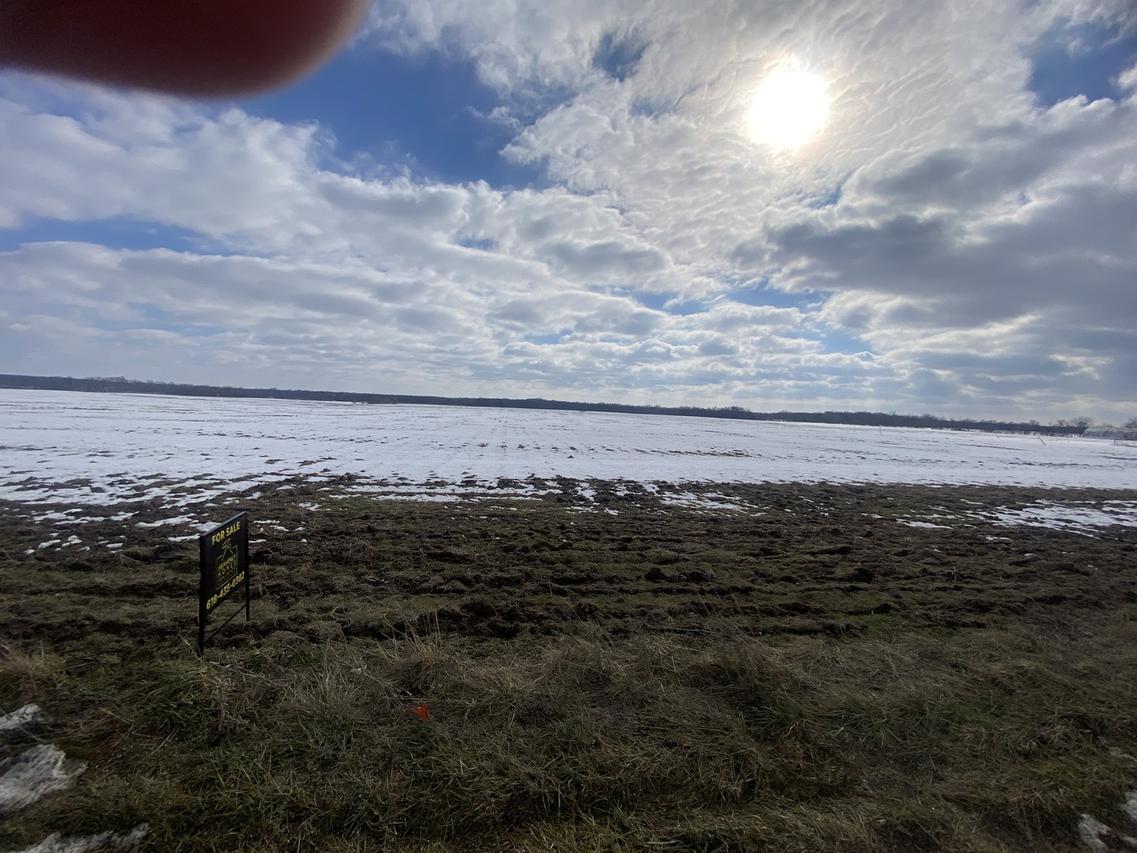 000 Four Mile Rd., West Frankfort, IL 62896