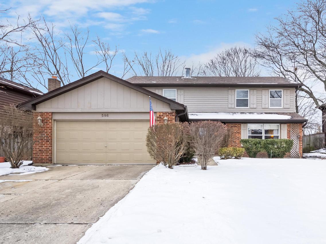 586 Farnham Ln., Wheaton, IL 60189
