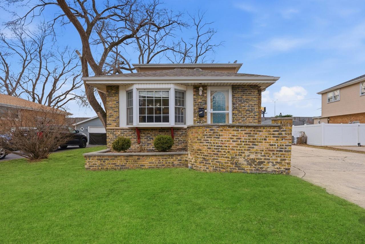 10716 S Nashville Ave., Worth, IL 60482