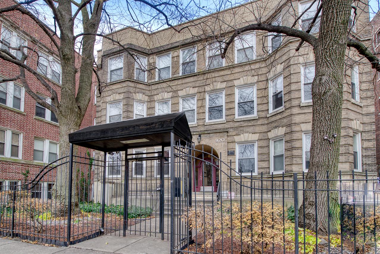 920 W Windsor Ave. #2E, Chicago, IL 60640