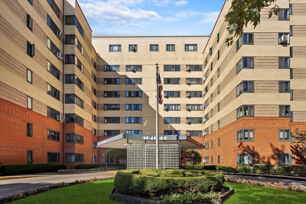 5048 N Marine Dr. #F3, Chicago, IL 60640