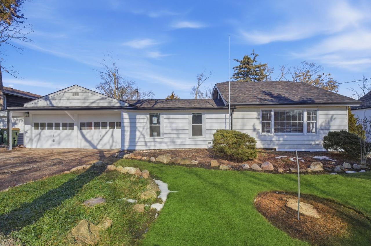 128 S Channel Dr., Round Lake Beach, IL 60073