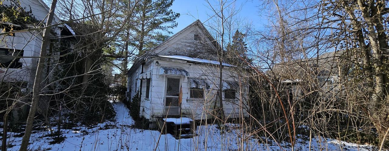 216 N Delaware St., Mounds, IL 62964