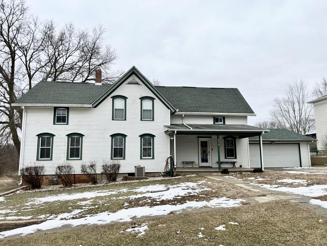 414 Pontiac St., Tonica, IL 61370