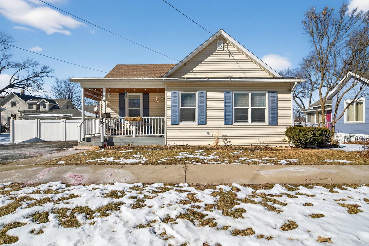519 S Washington St., Lockport, IL 60441