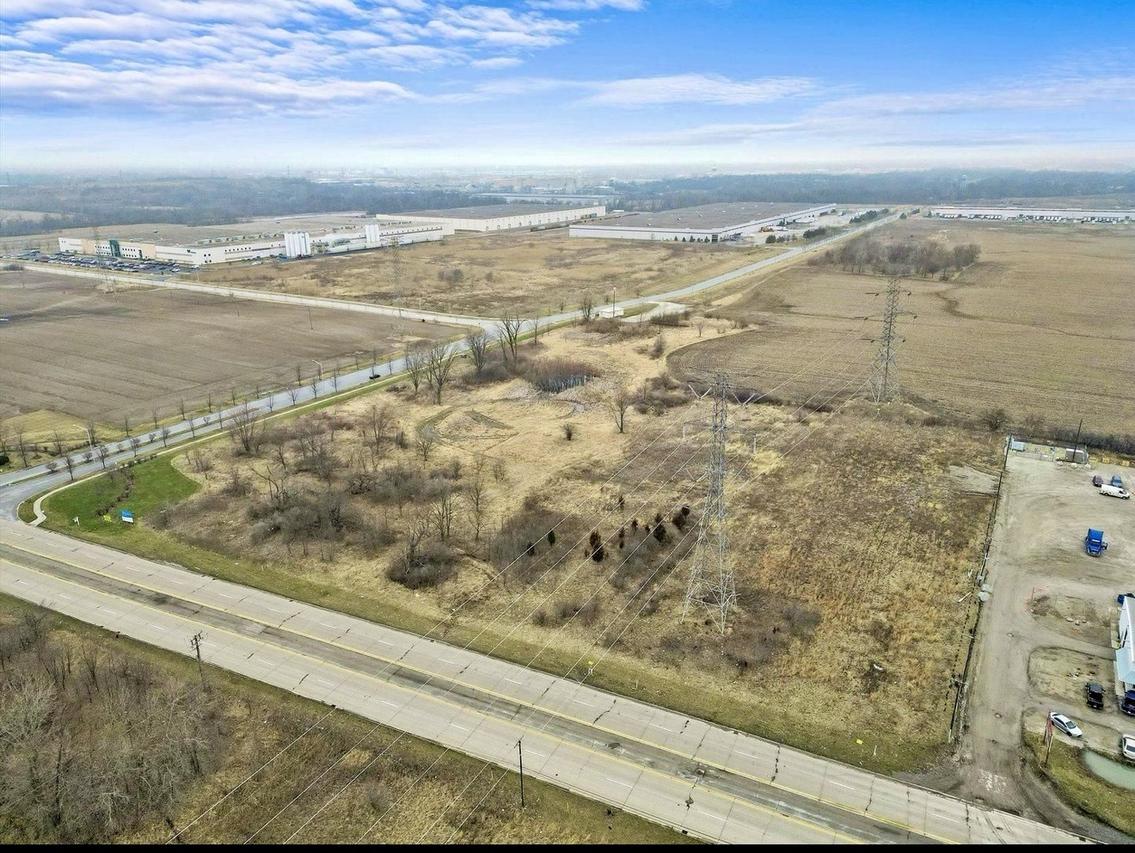 21801 Woodlawn Ave., Sauk Village, IL 60411