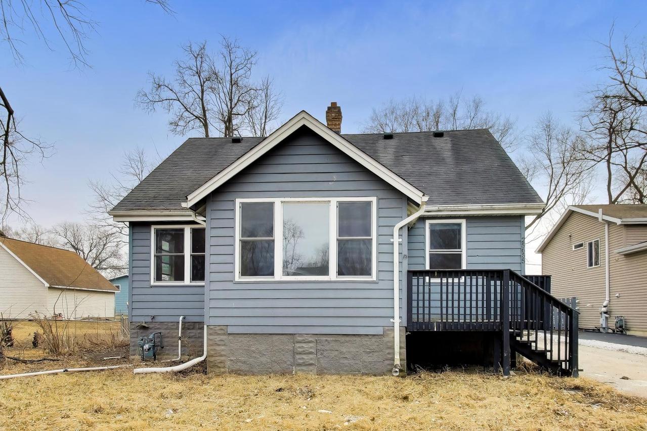 25655 W Arcade Dr., Lake Villa, IL 60046