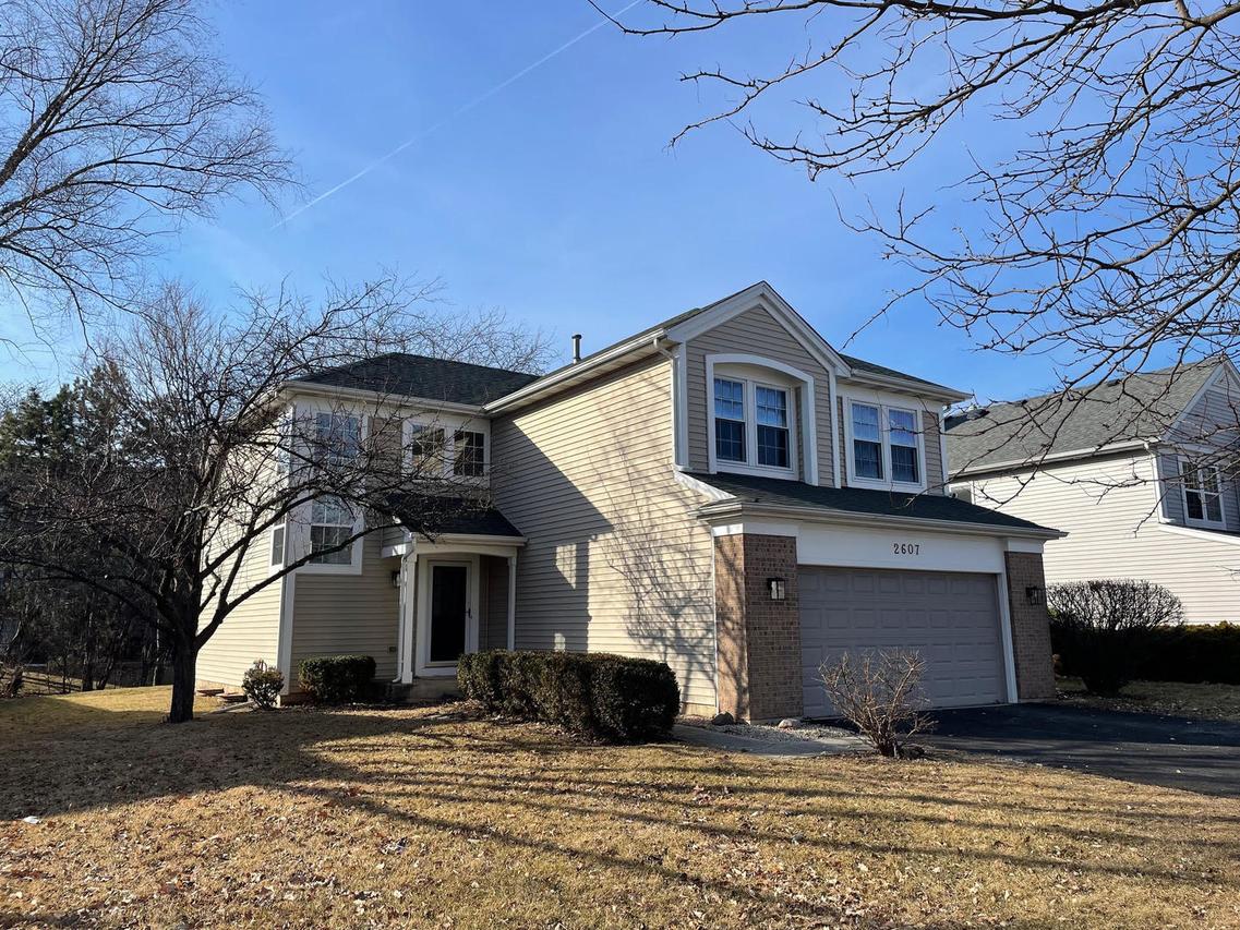 2607 Lexington Ln., Naperville, IL 60540