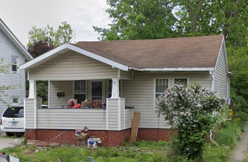 109 N 26th St., Mattoon, IL 61938