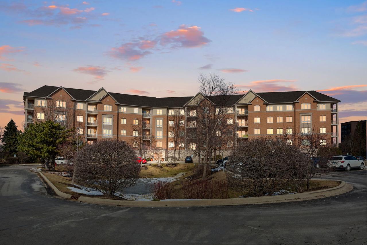 125 N Buffalo Grove Rd. #104, Buffalo Grove, IL 60089