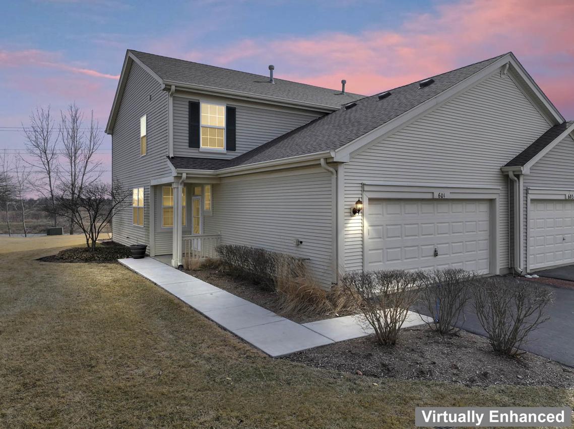 601 W Kristina Ln., Round Lake, IL 60073