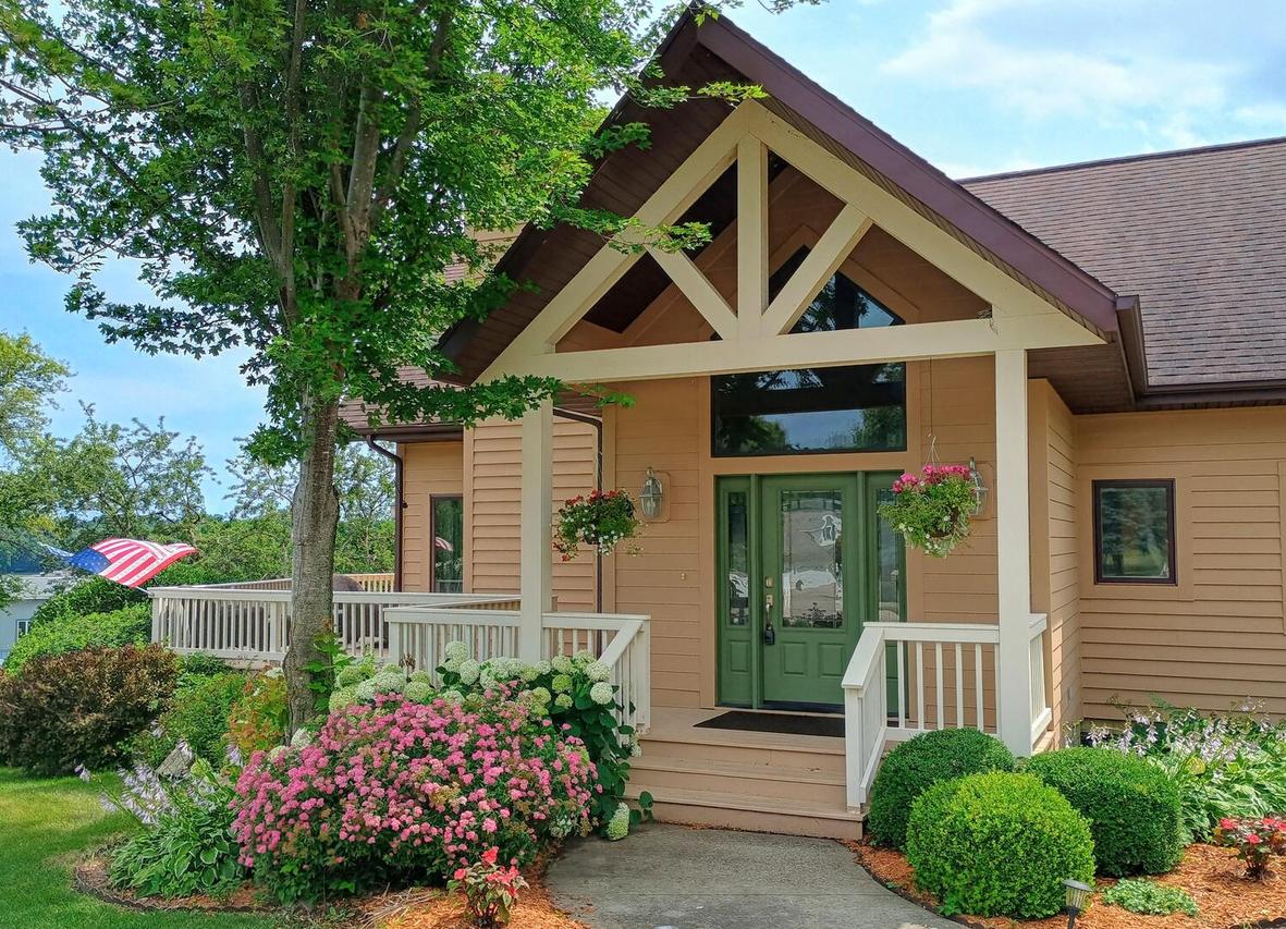 26-64 Blackwood Ct., Lanark, IL 61046