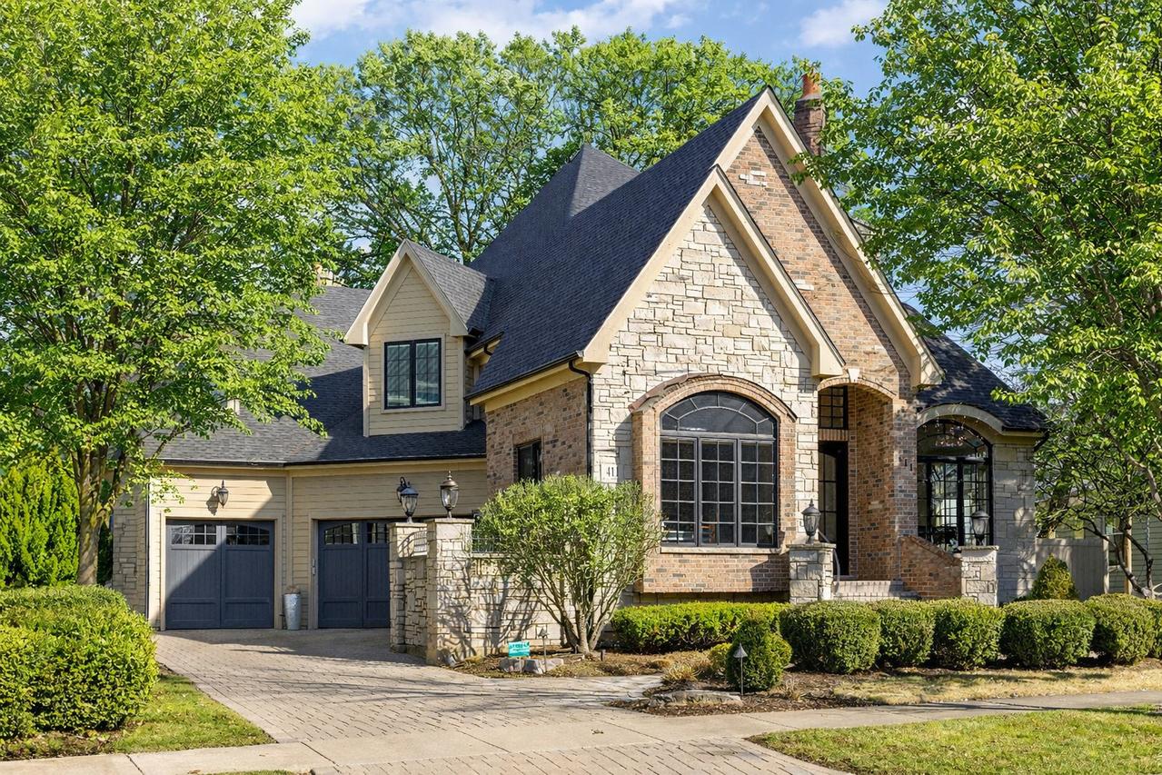 411 W Jefferson Ave., Naperville, IL 60540