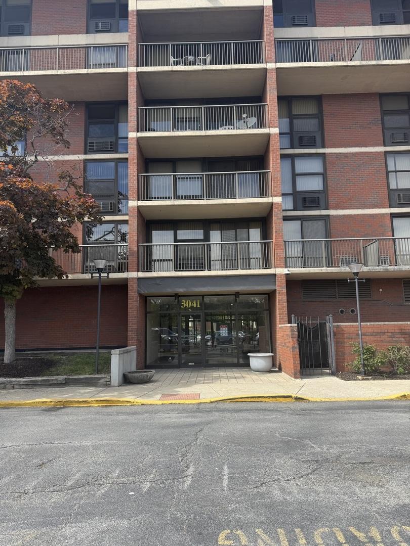 3041 S Michigan Ave. #106, Chicago, IL 60616