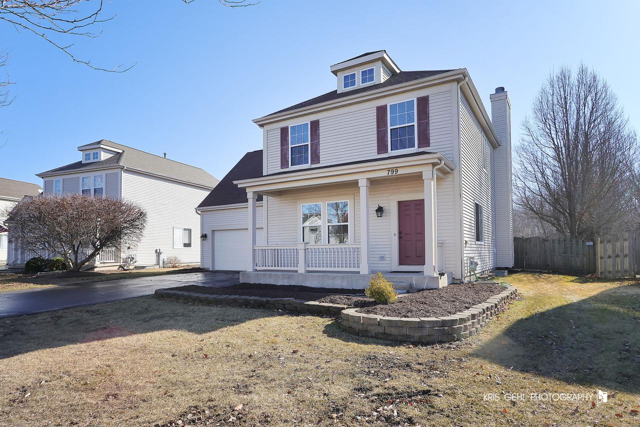 799 S Waterbury Dr., Round Lake, IL 60073