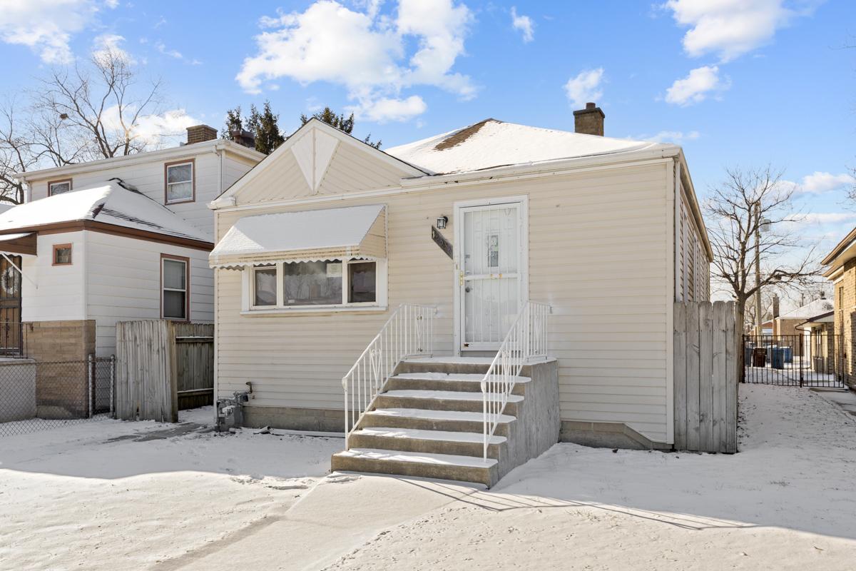 12338 S Elizabeth St., Calumet Park, IL 60827