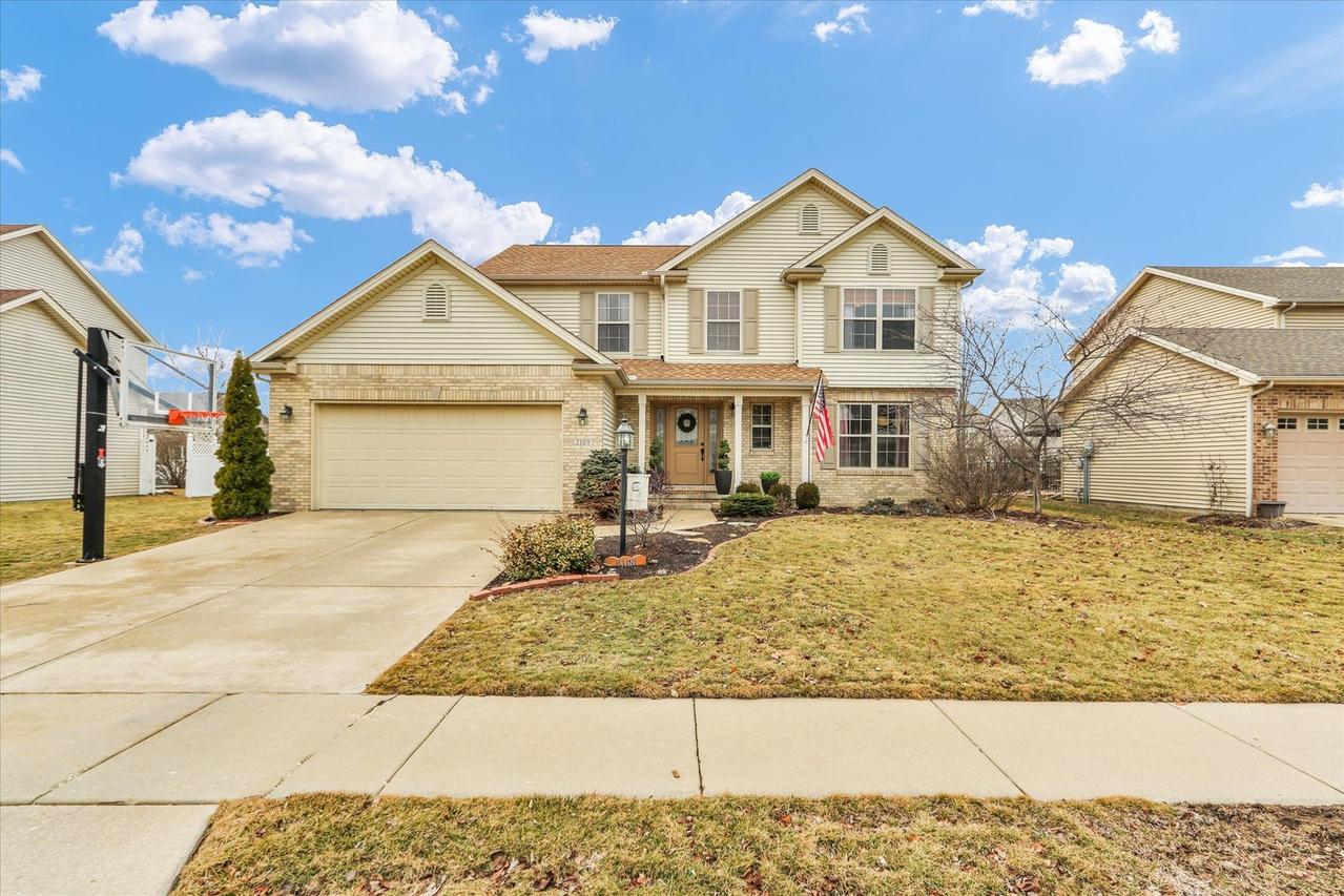 2109 Emerald Dr., Champaign, IL 61822