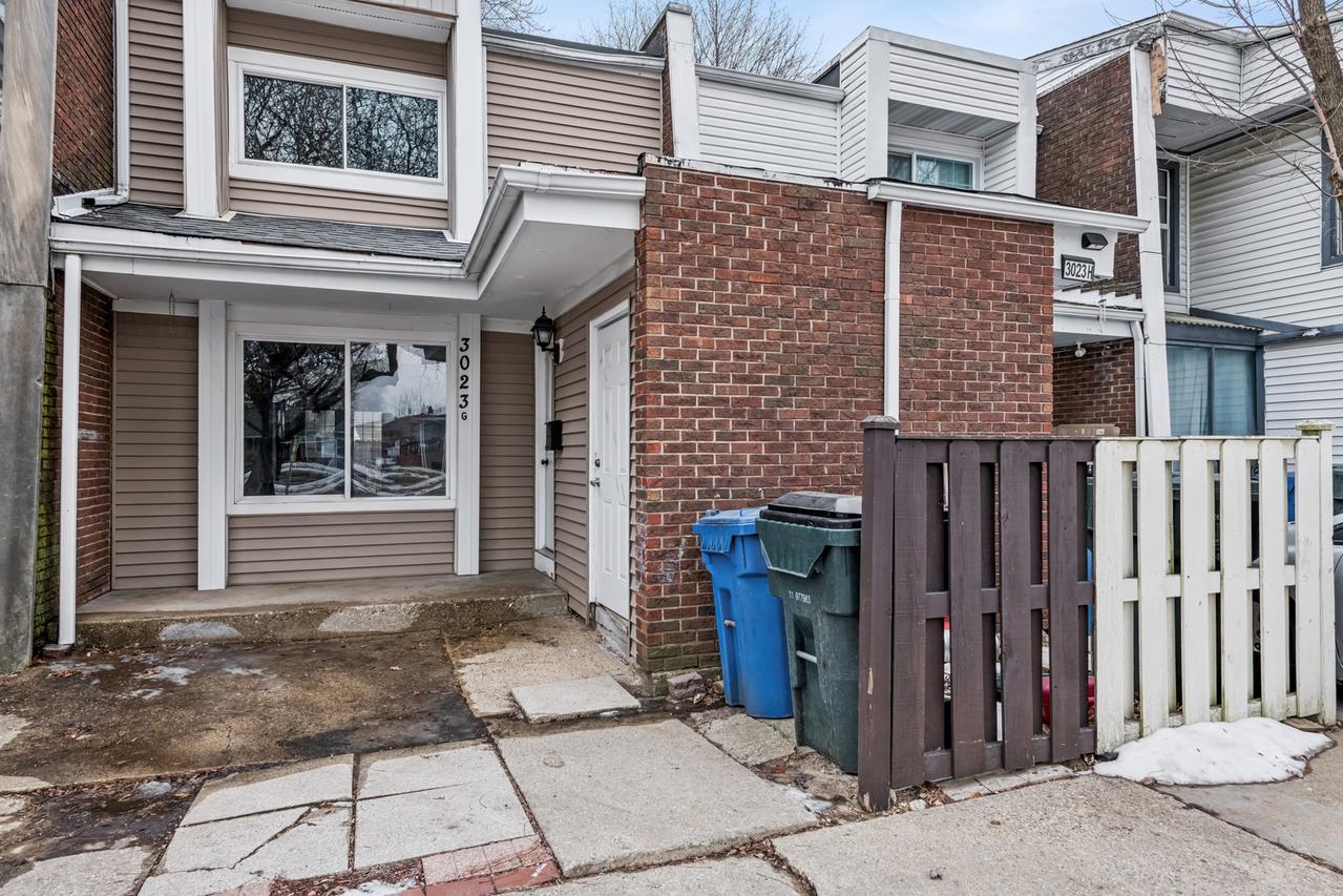 [Address Hidden by Seller], Carpentersville, IL 60110