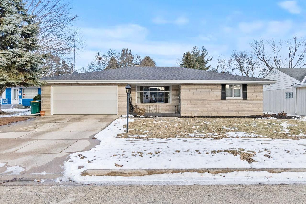 914 Donnie Ct., Joliet, IL 60435