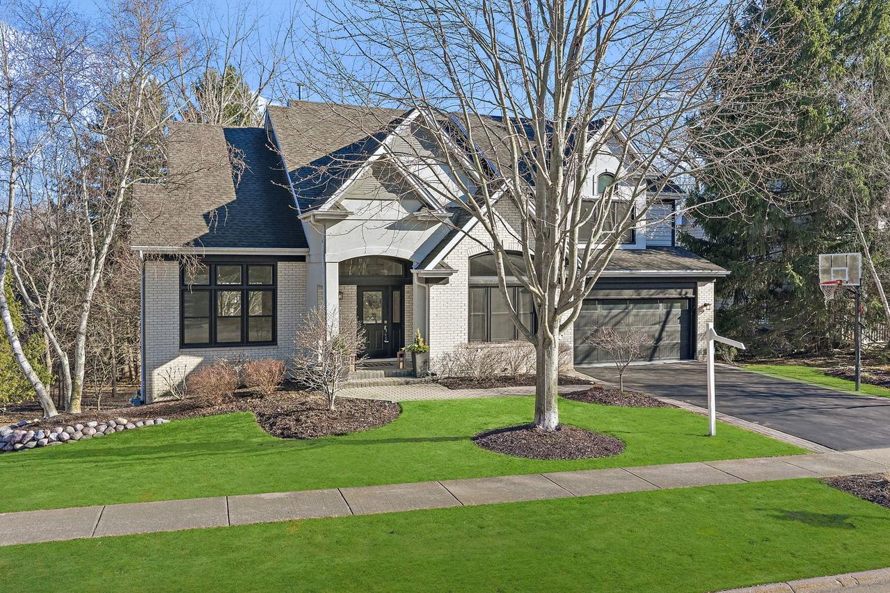 726 Barberry Tr., Fox River Grove, IL 60021