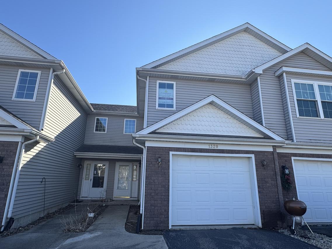 1320 E Arnold St., Sandwich, IL 60548