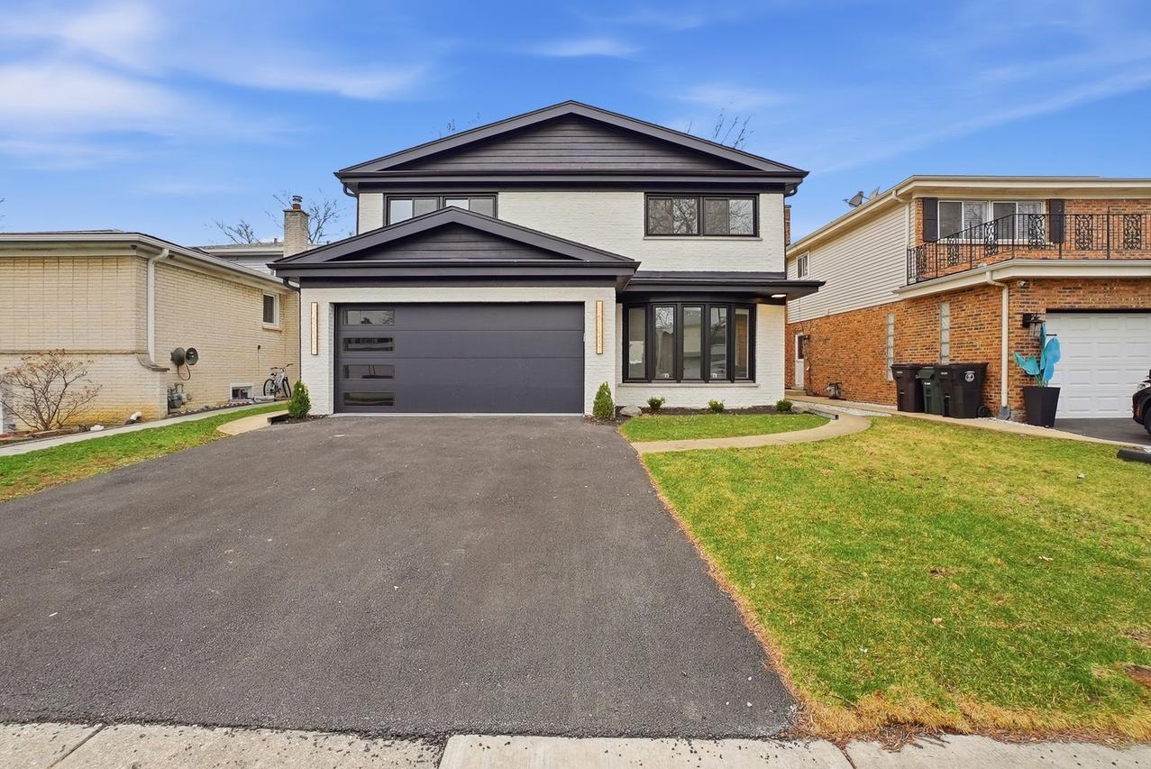 6850 Latrobe Ave., Skokie, IL 60077