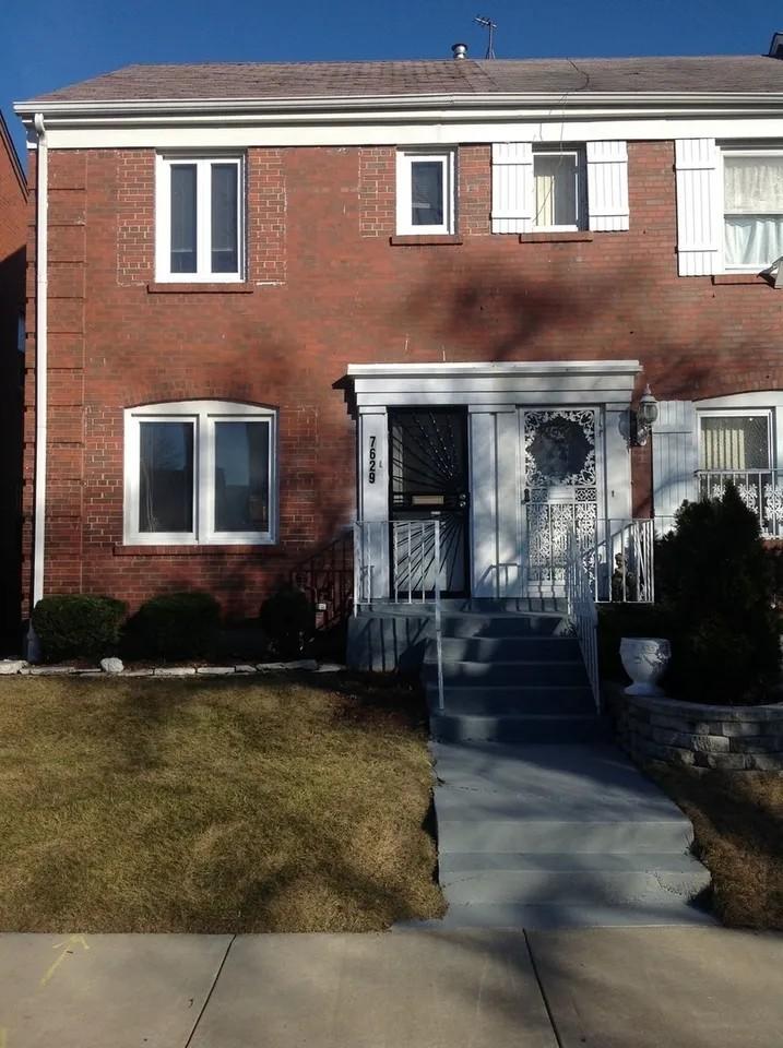 [Address Hidden by Seller], Chicago, IL 60649