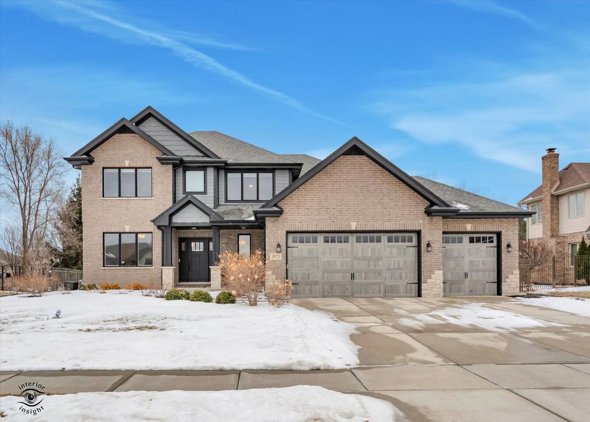 1973 Edgeview Dr., New Lenox, IL 60451