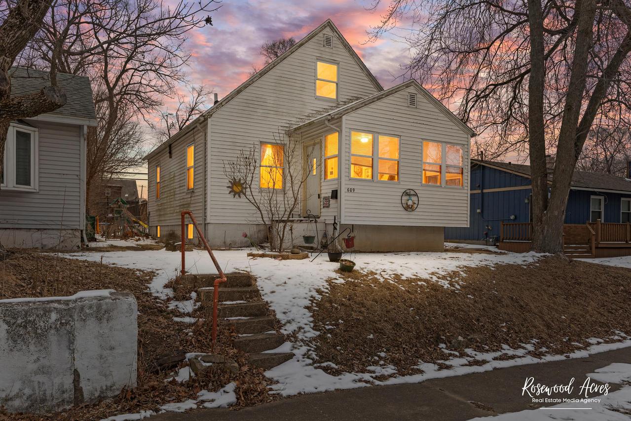 609 S Monroe St., Streator, IL 61364