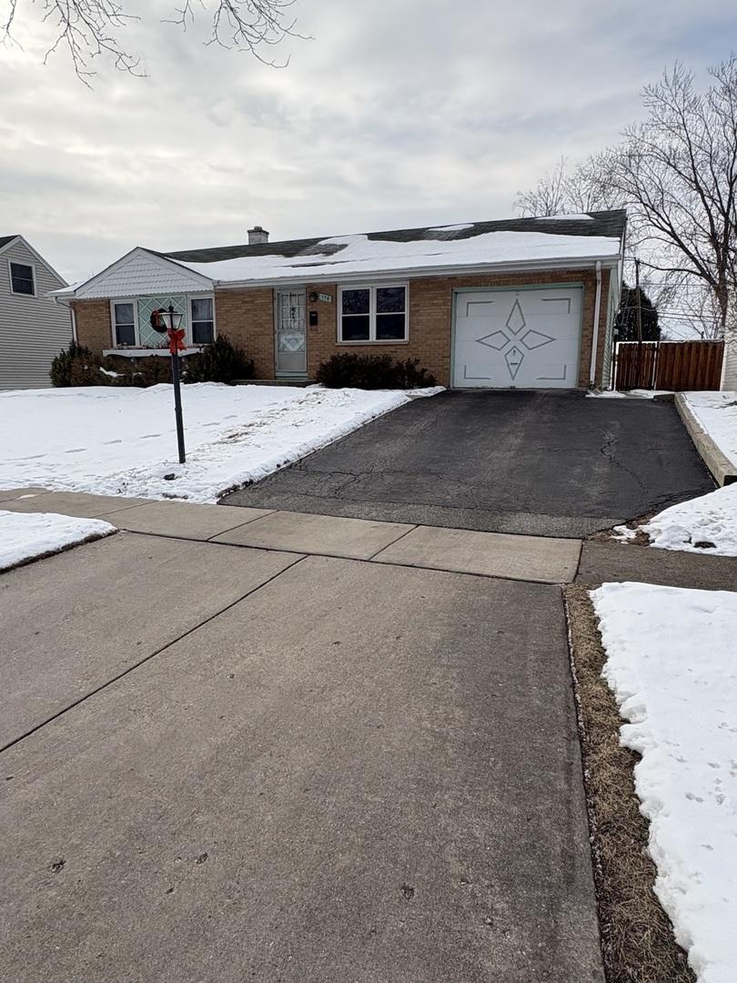 170 Cherrywood Rd., Buffalo Grove, IL 60089