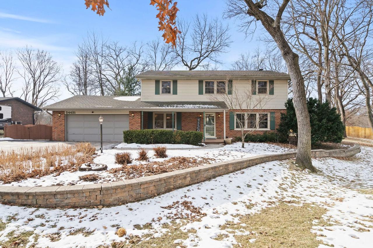 24431 W Lancelot Ln., Joliet, IL 60404