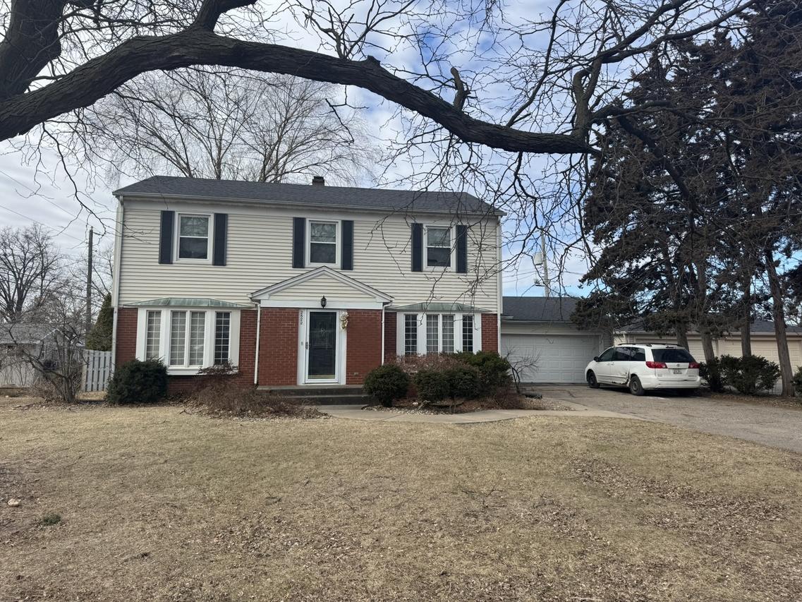 2522 15th St., Rock Island, IL 61201