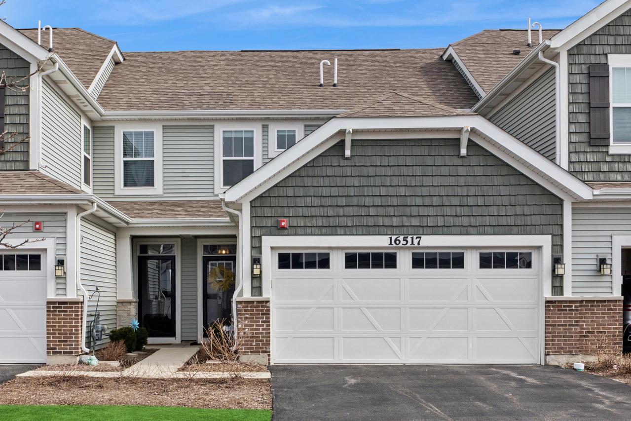 16517 Brook Ln., Lockport, IL 60441