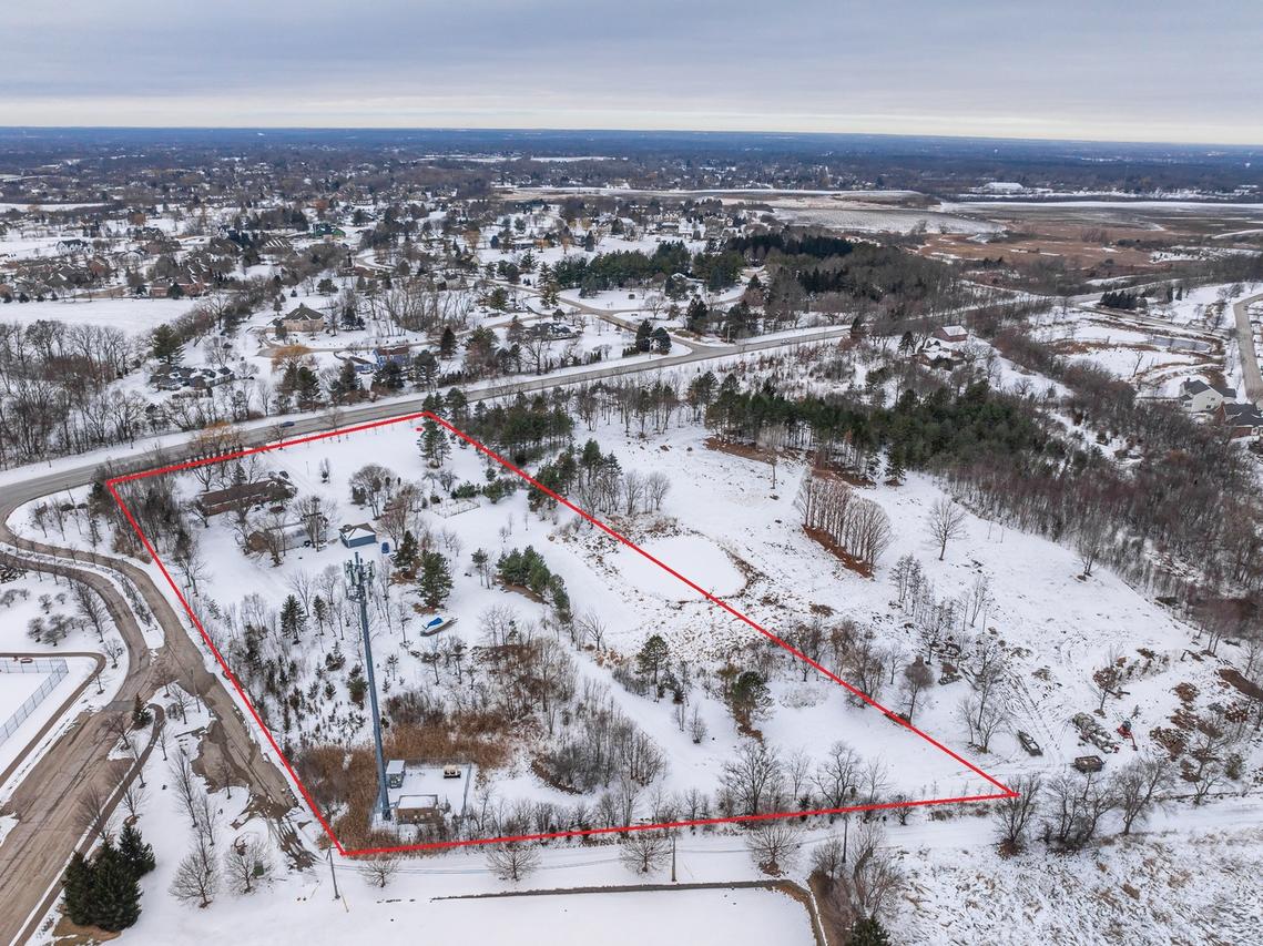 25575 N Fairfield Rd., Hawthorn Woods, IL 60047