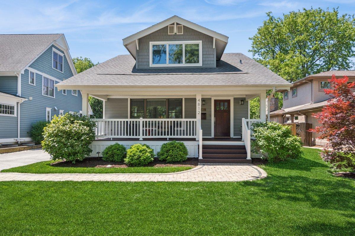 4812 Stonewall Ave., Downers Grove, IL 60515