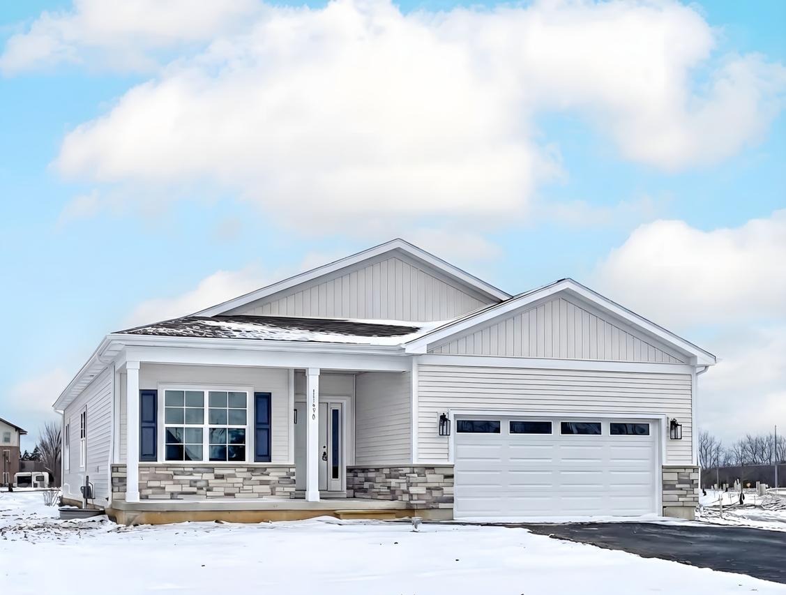 11690 Ryann Rd., Huntley, IL 60142