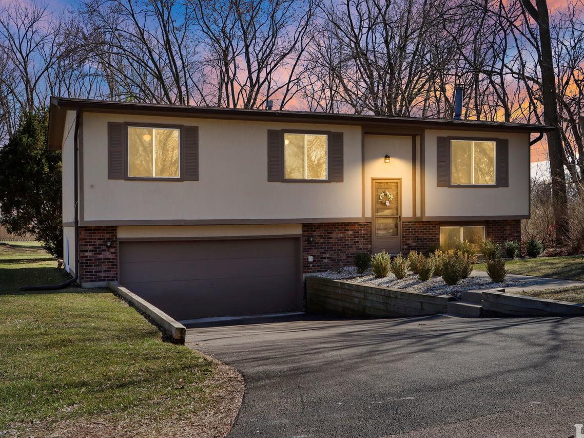 518 Nancy Ct., Wauconda, IL 60084