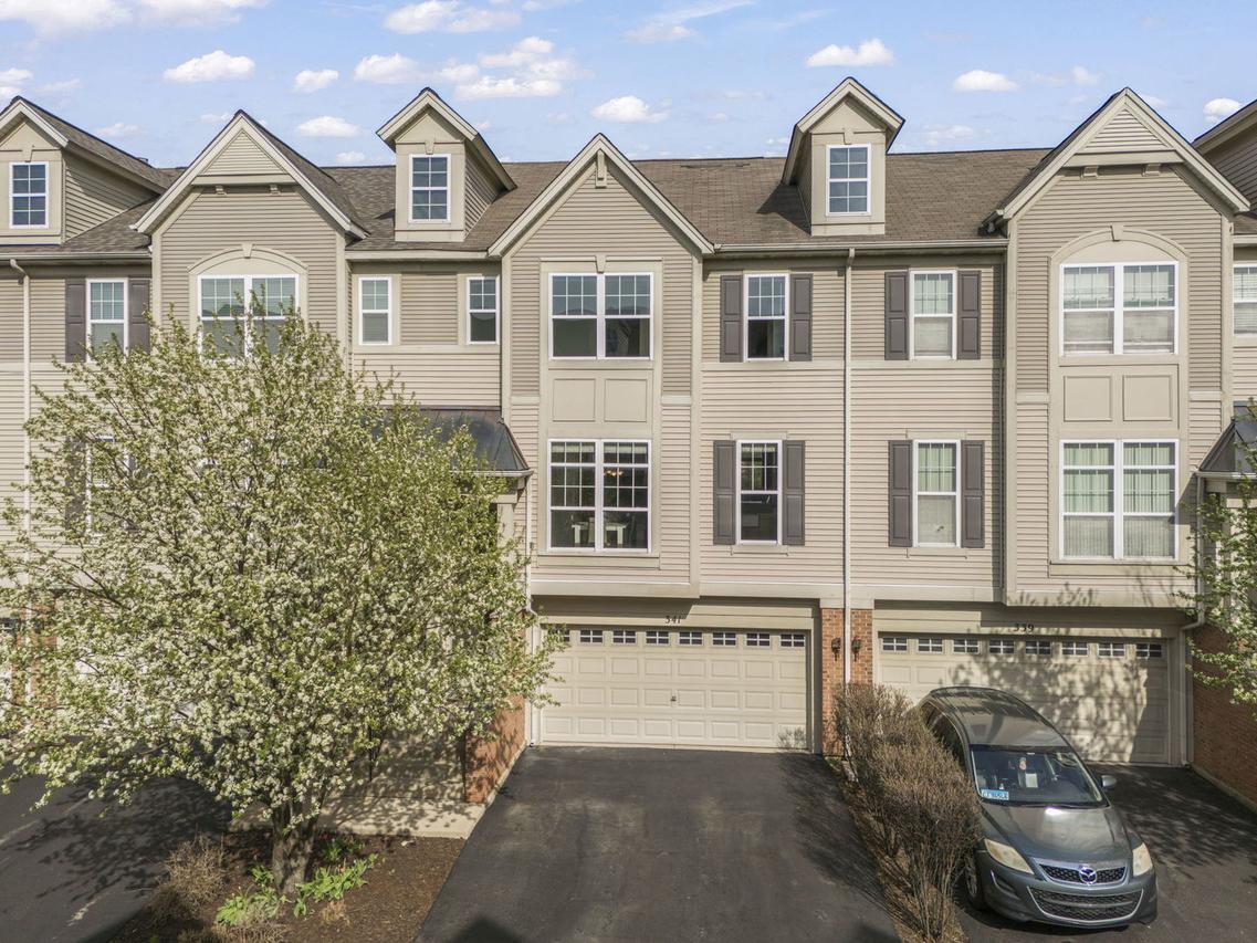 341 N Commerce St., Aurora, IL 60504