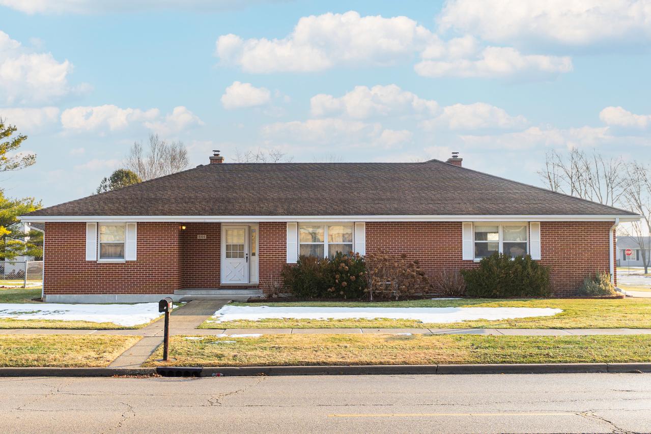 844 S 7th St., Dekalb, IL 60115