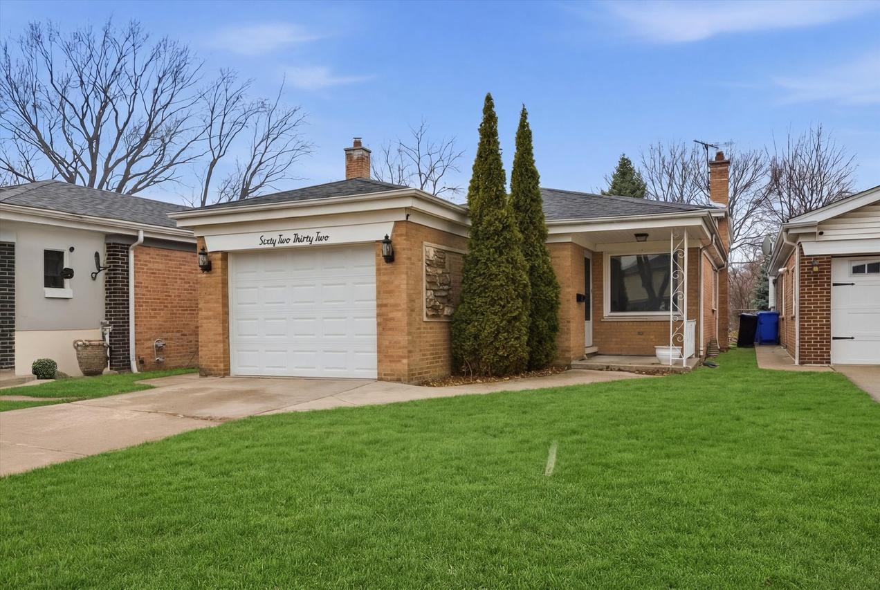 [Address Hidden by Seller], Chicago, IL 60646