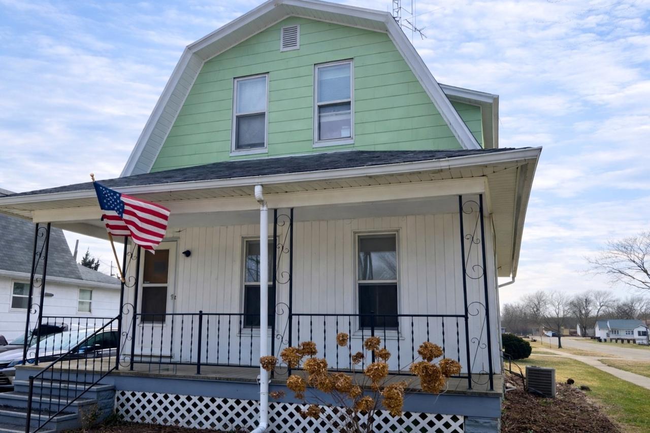 411 W Park St., Morrison, IL 61270