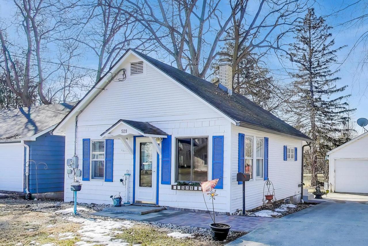 529 Eagle St., Crystal Lake, IL 60014