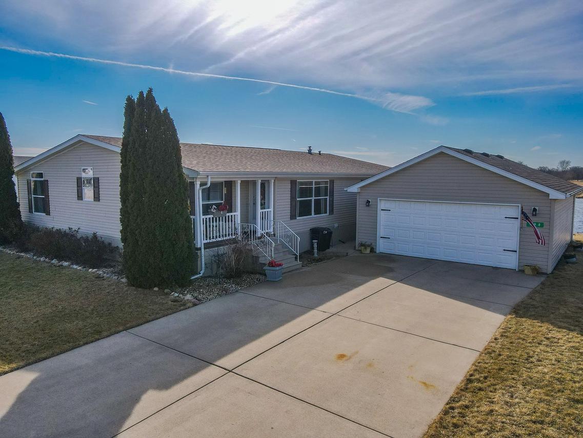 698 Princewood, Manteno, IL 60950