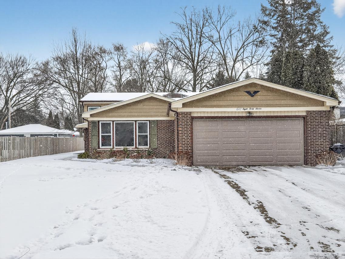 847 Division St., Northbrook, IL 60062